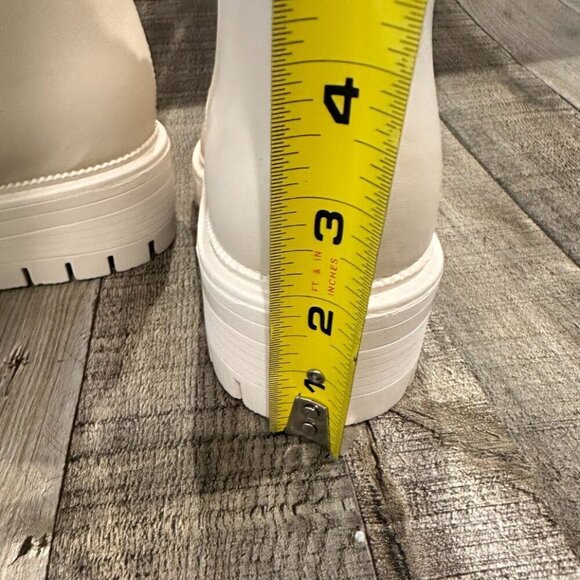 Clear by Dolce Vita | Ivory Leather Lottie Boots | Size 6.5 - Picture 4 of 15